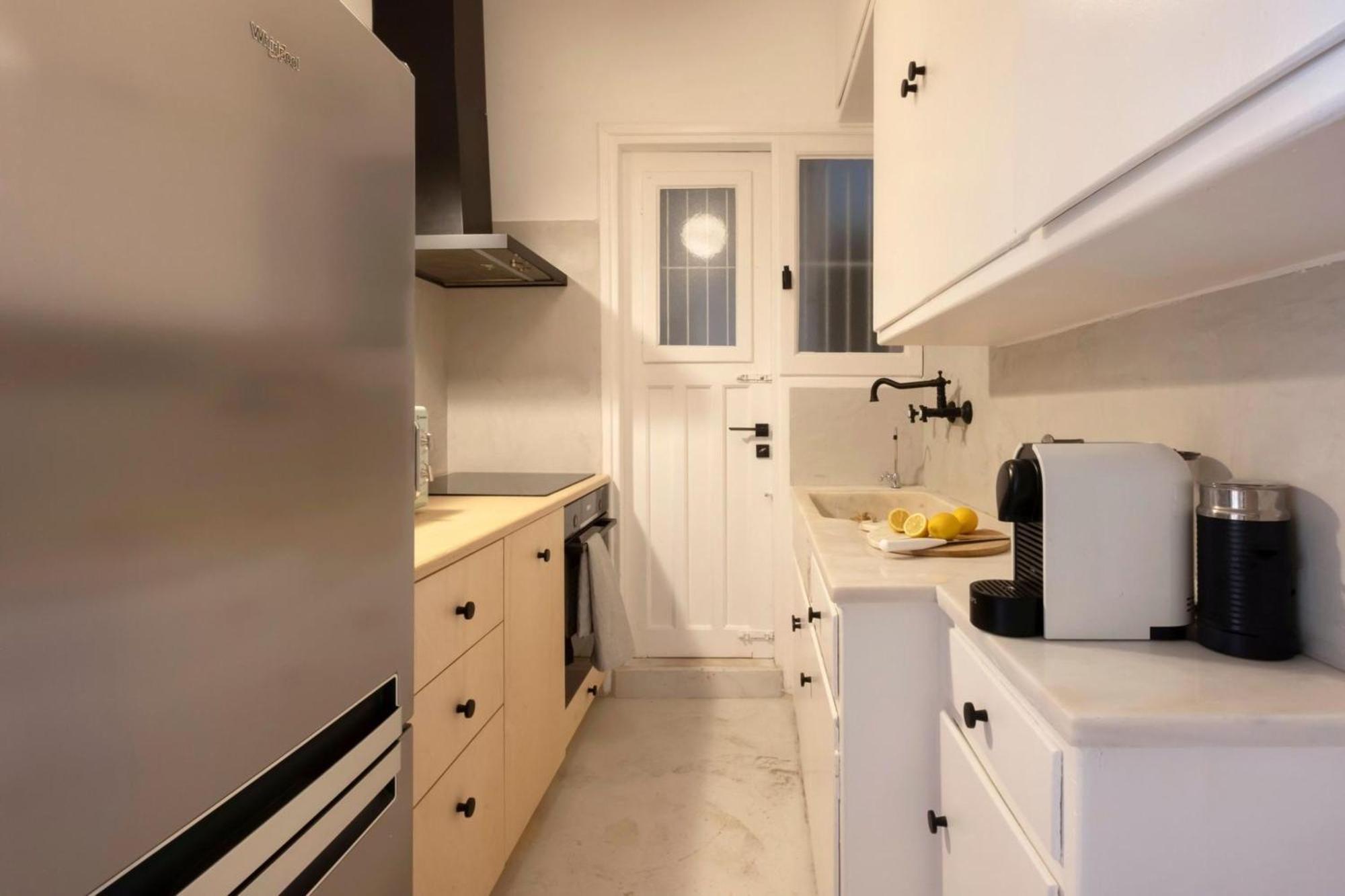 Meliti Apartment In Plaka 아테네 외부 사진